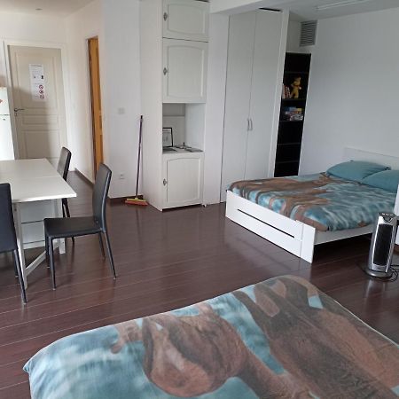 Studio Independant 40M² Avec Jardin Prive Hauteville-Lompnes Exteriör bild